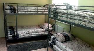 Гостиница ABC Hostel Екатеринбург Спальное место на двухъярусной кровати в общем номере для женщин-3