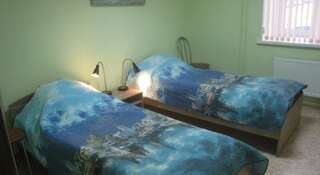 Гостиница ABC Hostel Екатеринбург Односпальная кровать в общем номере для мужчин и женщин-1